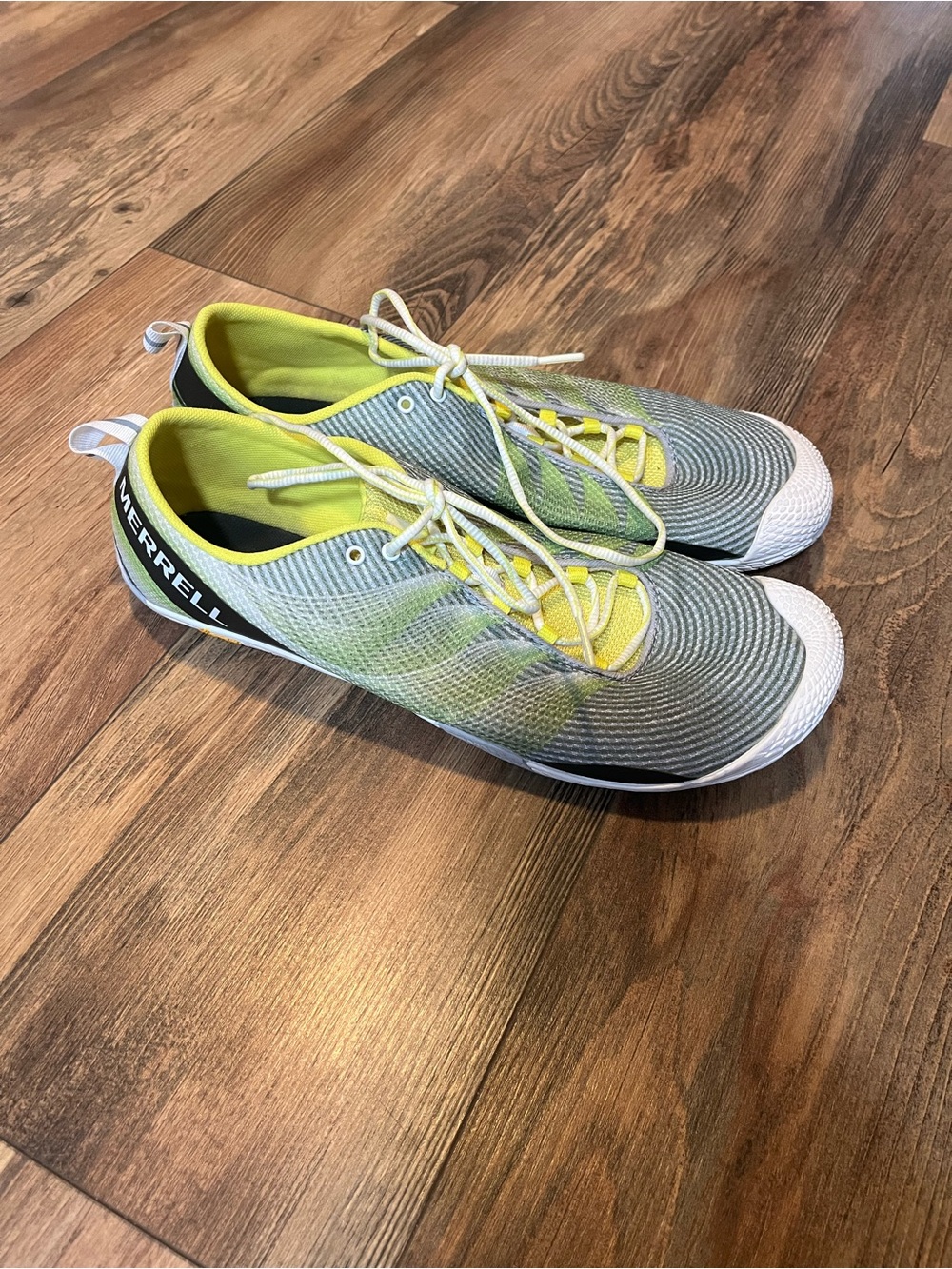 Merrell Vapor Glove 3 Mens 11 Barefoot Running Shoes Lime Green Grey J37743